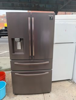 Samsung 4 door in door refrigerator 36w 27d 69h