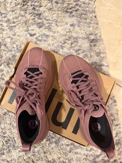 Lululemon Women Sneakers