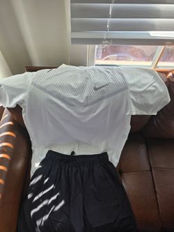 Nike Dri-FIT ADV