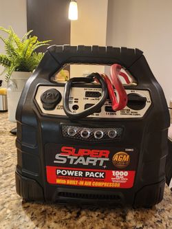 Jumper box with built-in air compressor