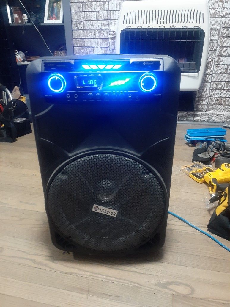 Ibastek Speaker