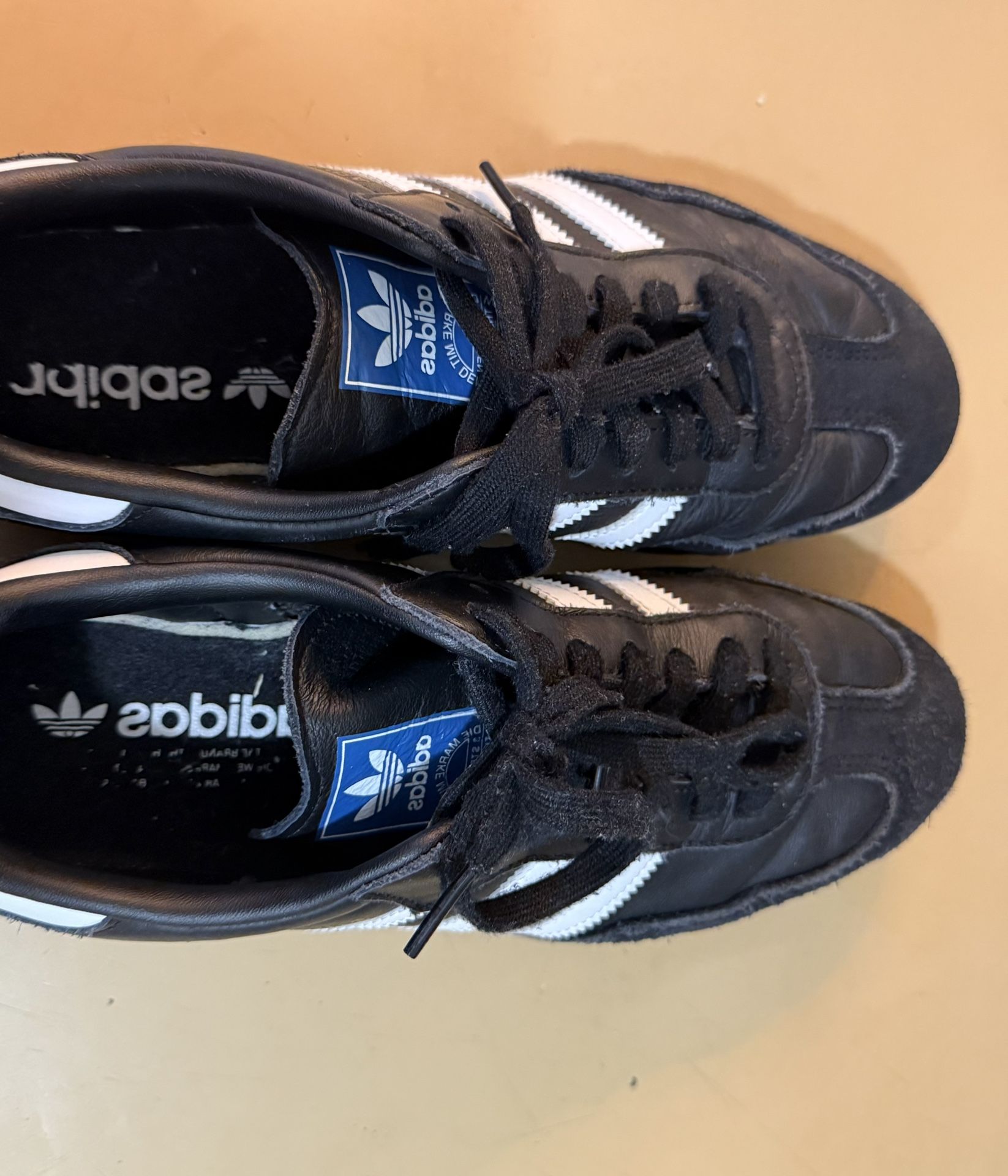Adidas Sambas