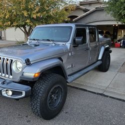 2020 Gladiator Overland 