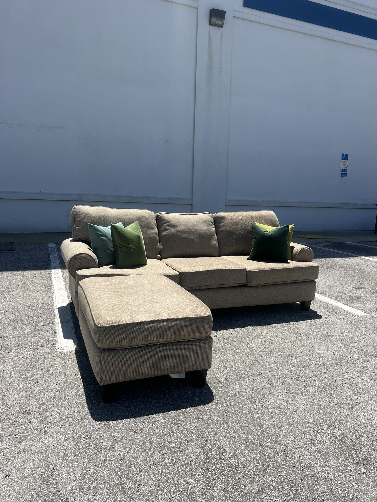 Free Delivery Sectional Couch