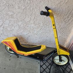1970s Hot Streak Scooter 