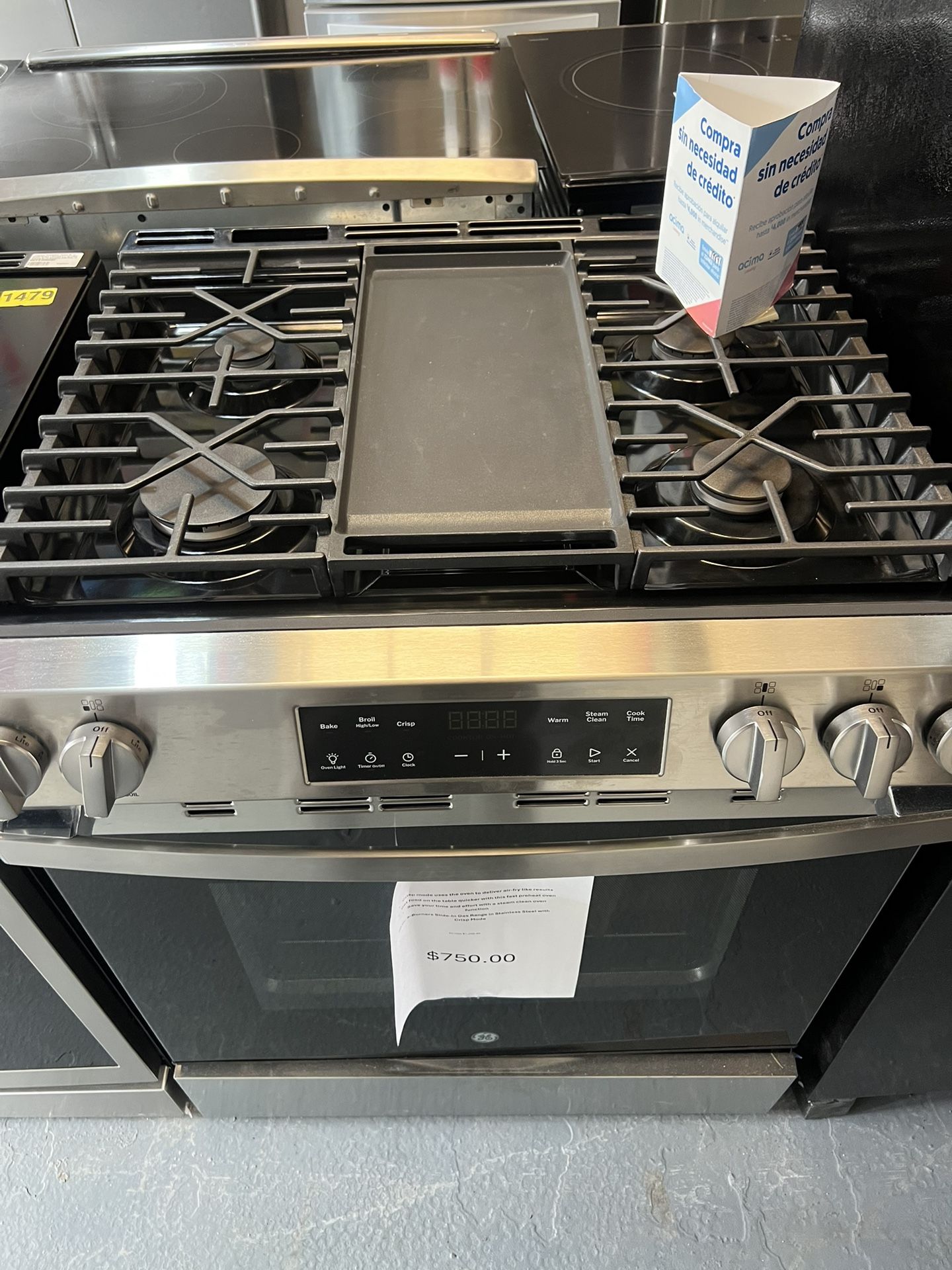 NEW SCRATCH AND DENT GAS STOVE DELIVERY AND INSTALLATION AVAILABLE NOT CREDIT NEED IT