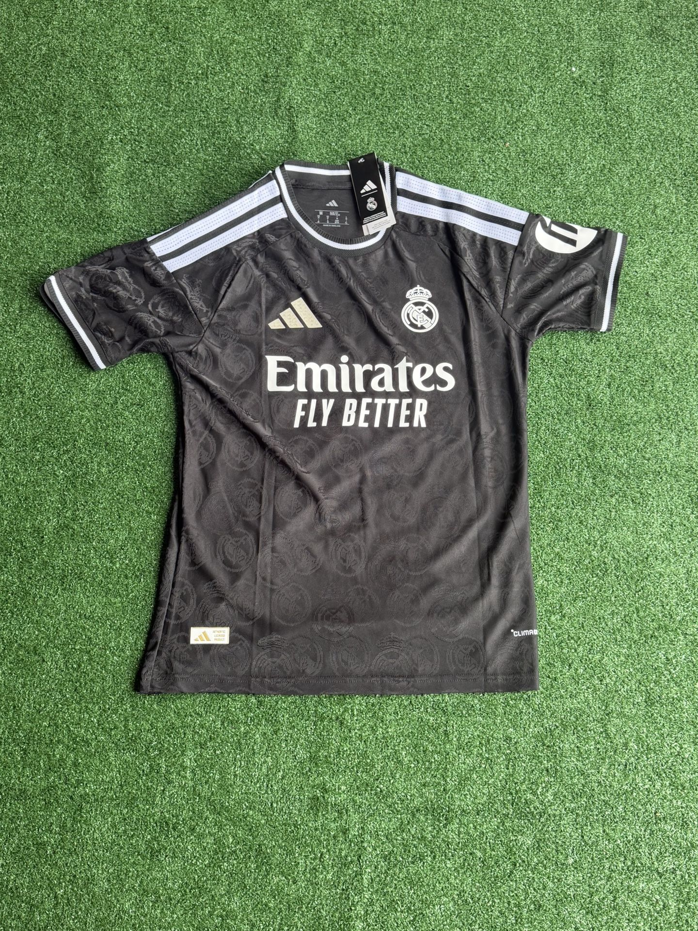 Black Real Madrid Jersey Size S Name Vini 7
