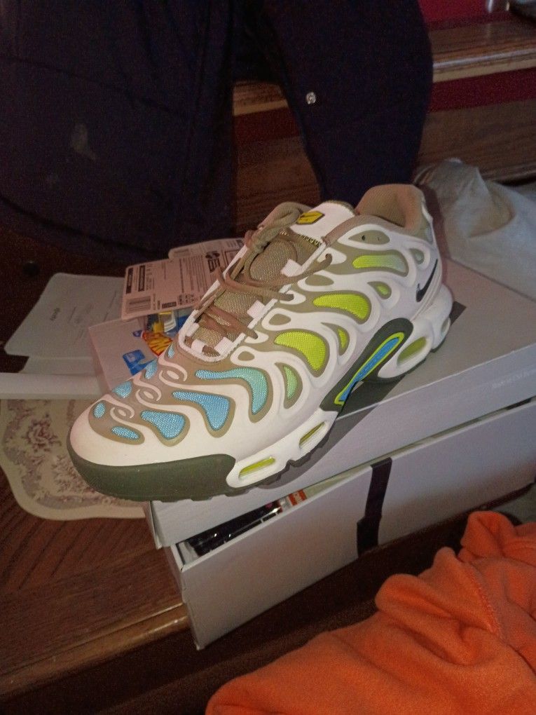 Nike Air Max Plus Drift