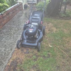 Craftsman Platonum Mower. 190 Cc