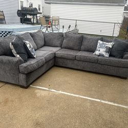 ( Free Delivery ) Gray / Blue Sectional Couch
