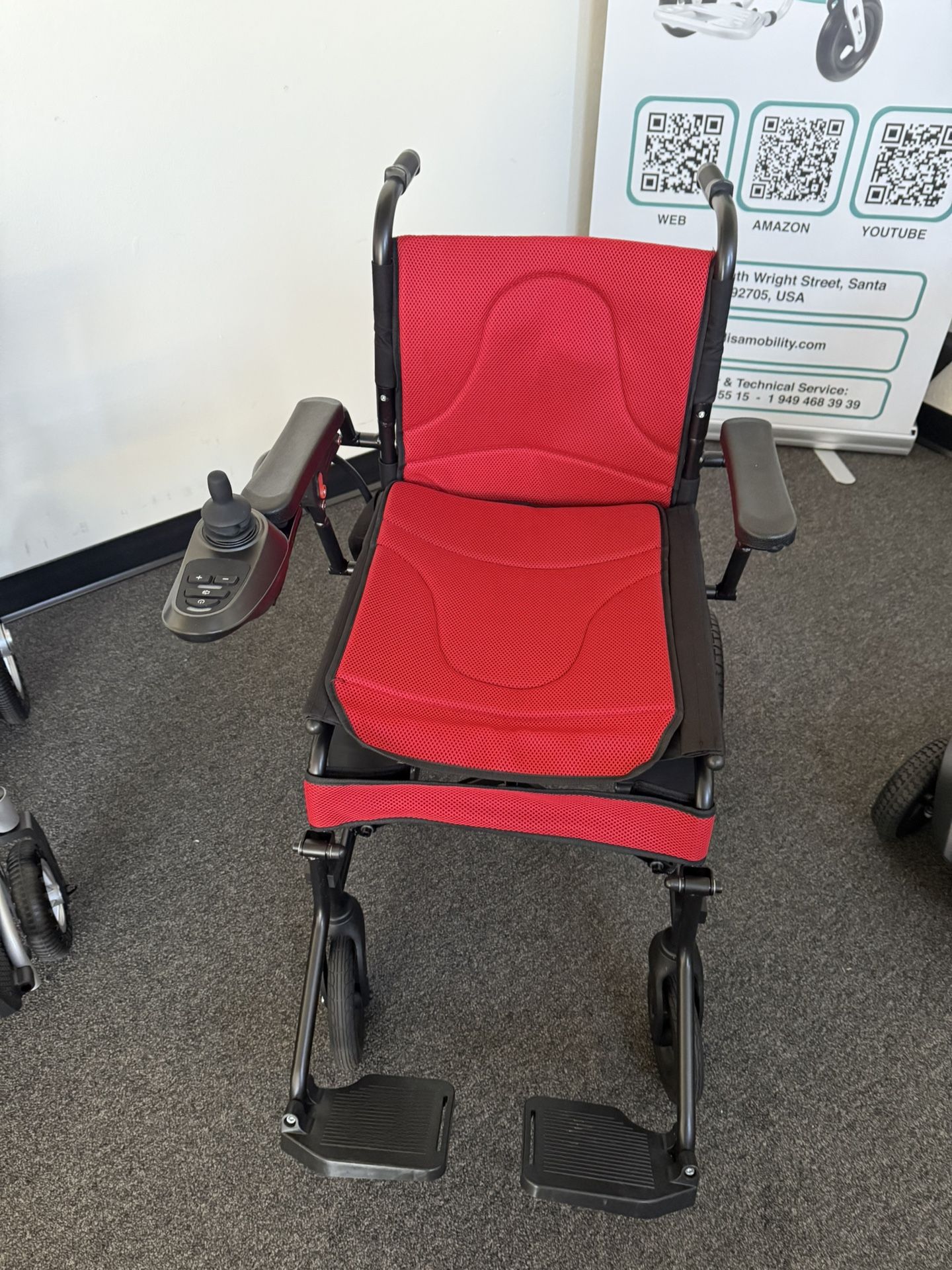 ELECTRIC WHEELCHAIR