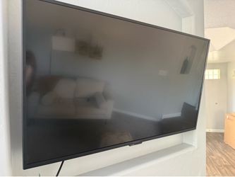 Insignia TV