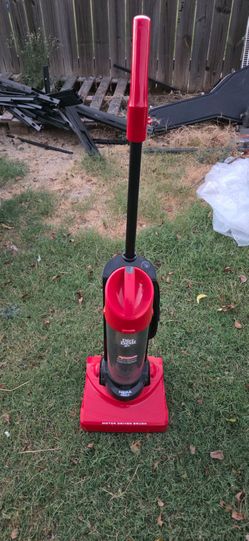 Dirt Devil Vacuum Cleaner