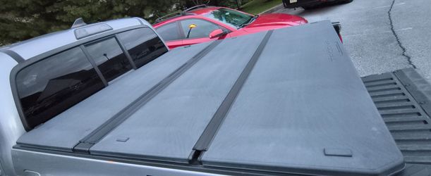 Truck cover factory OEM Hard Tonneau Cover