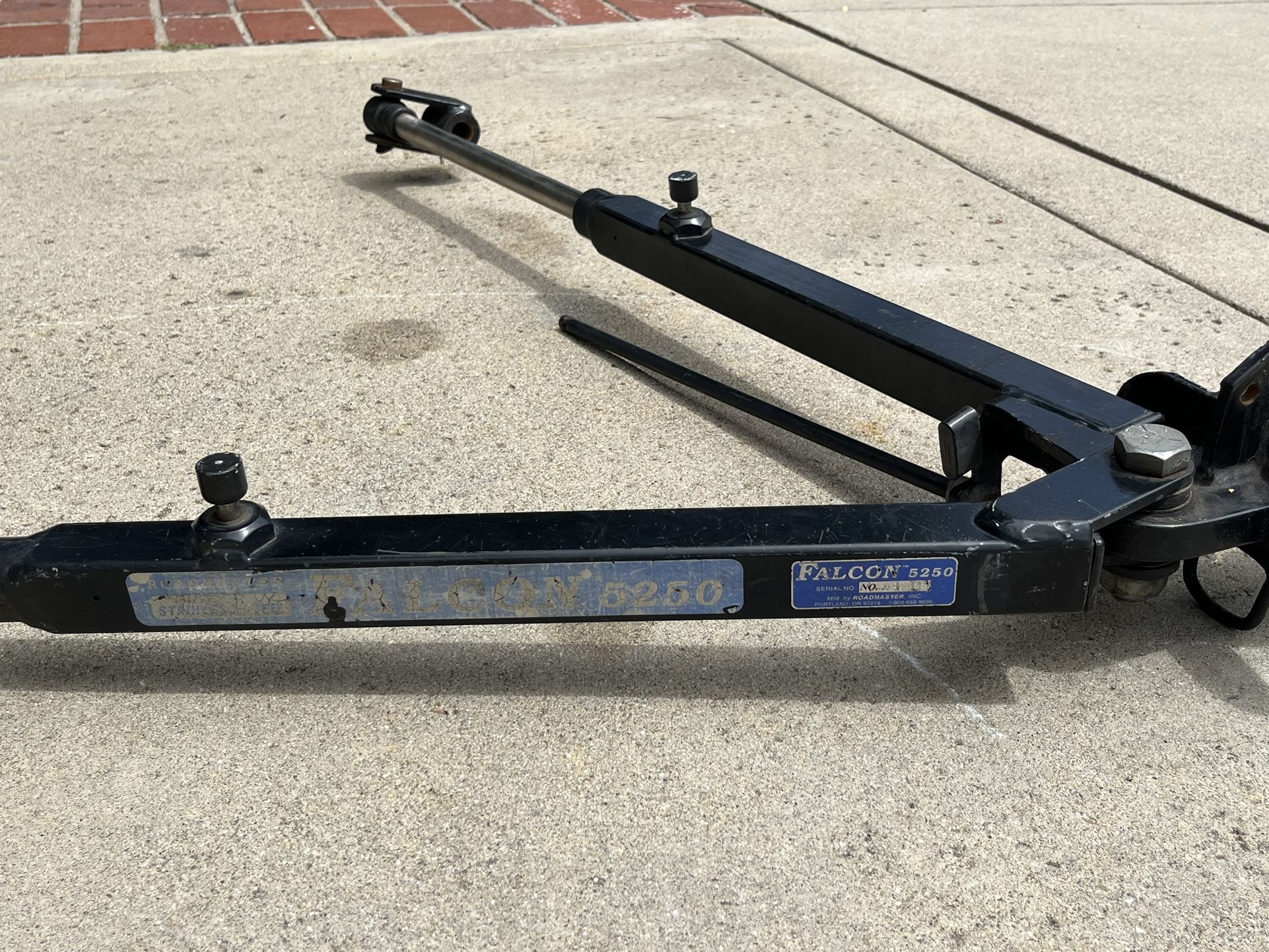 Falcon 5250 Tow Bar