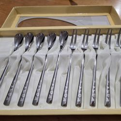 Stainless Tea Spoons And Forks