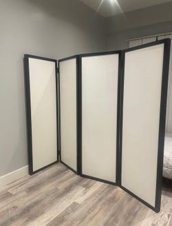 Use stand wall