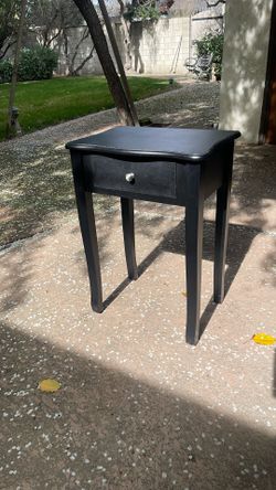 Bed Side Table/ Side Table