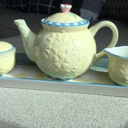 Home Interior Tea Pot,sugar&cream Bowl And Tray
