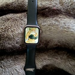 Apple Watch Series 4
