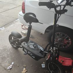 Blaze 2,000 Watt Electric Scooter 