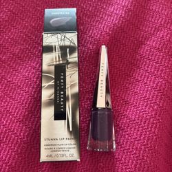 Fenty Beauty Stunna Lip Paint in Undefeated