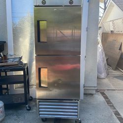 Commercial Refrigerator / Freezer 