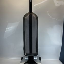 Hoover Platinum Windtunnel UH30010RM Bagged Upright HEPA Vacuum Cleaner NO BAG