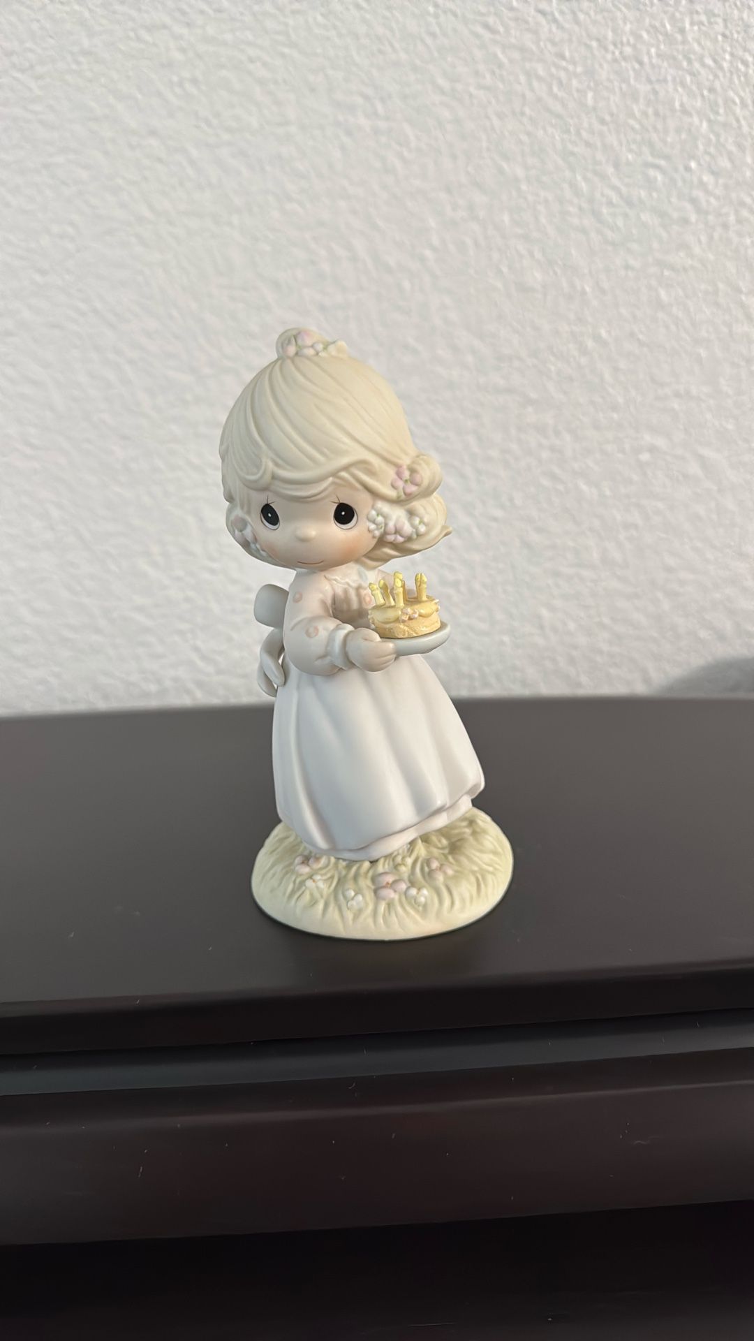Precious Moments Figurine