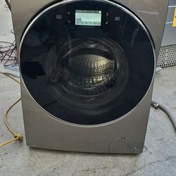 WHIRLPOOL WASHER DRYER ALL IN ONE 24 INCHES