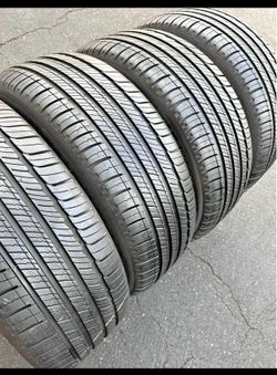 ✅ 225 60 R 18 Michelin tires en perfectas condiciones