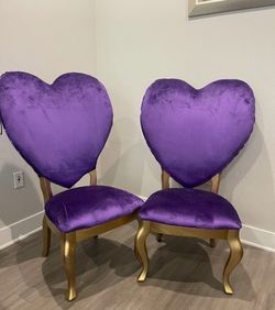 $100 (2) Purpule Heart Queen Chairs
