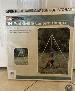 Tri-pod Grill & Lantern Hanger