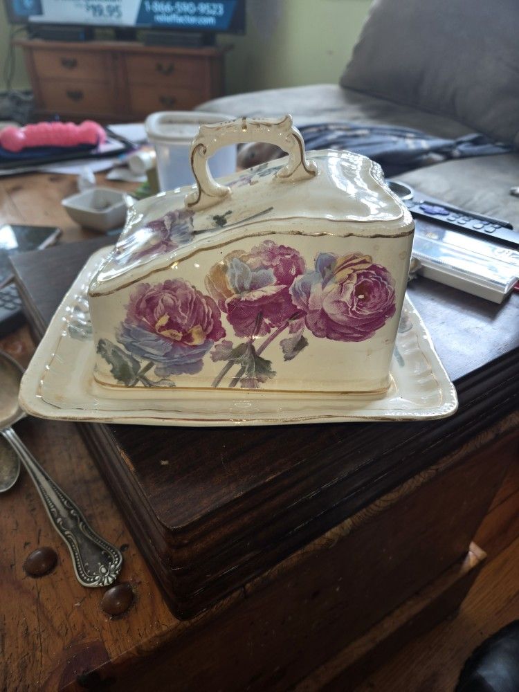 Antique Bonne Cheese /butter Dish