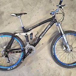 Great Mountain Bike Priced To Sell