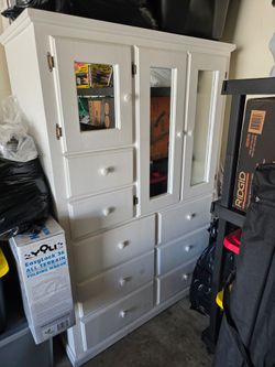 Dresser w/ built in mini closet with mirror