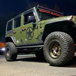 Jeep Wrangler & Gladiator 3.5” Lift Kit With Installation.