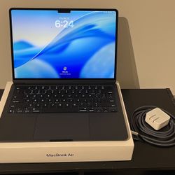 M4 MacBook Air Midnight 13" 16/512