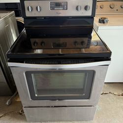 Whirlpool Electric Range / Estufa Electrica /240 Vo