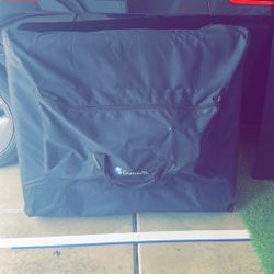 Massage table 