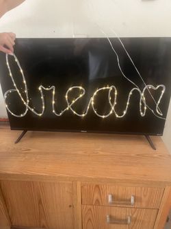 “DREAM” light up sign