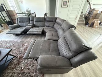 Large Gray Reclining Sectional | 3 Recliners + Storage Console