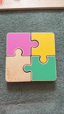 Lovevery puzzle