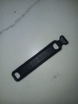 Axial Scx30 battery strap/band