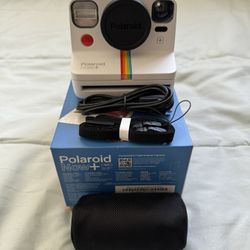 Polaroid Now+