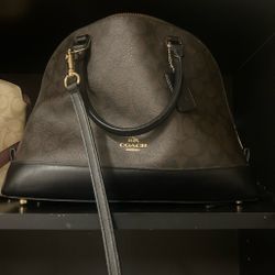 Brown leather Authentic Coach Tote Bag