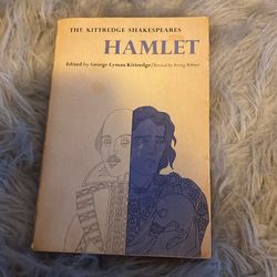 Hamlet by Shakespeare