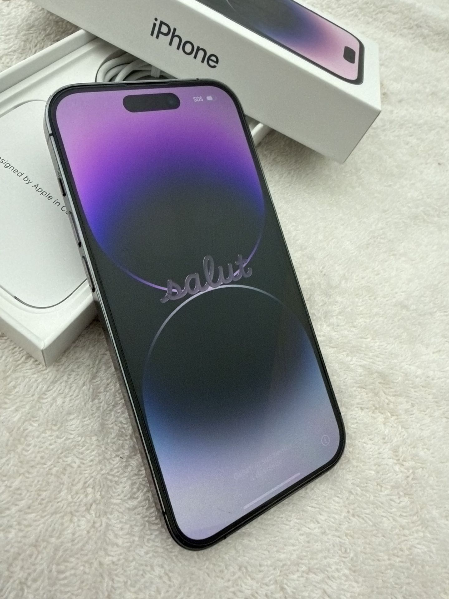 Apple iPhone 14 Pro,Deep Purple,128GB, Unlocked, MagSafe , Cord, Box, Screen Cover
