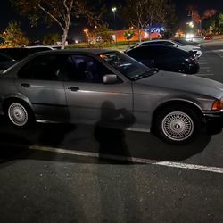 1993 BMW 325i