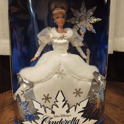 Never Opened -Barbie - Holiday Cinderella Collector's Edition